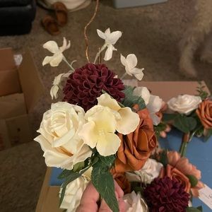 Lings moment mini flower bouquets. Set of 7